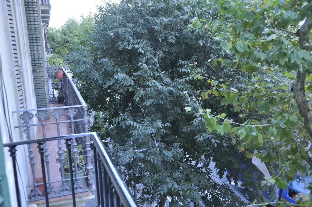 7号趋势公寓酒店 巴塞罗那 外观 照片